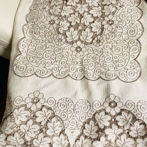 EMBROIDERED TABLECLOTH Size 49 inches x 69 inches